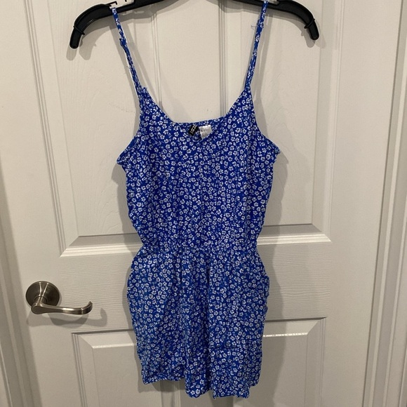 Two H&M Rompers - Picture 8 of 9